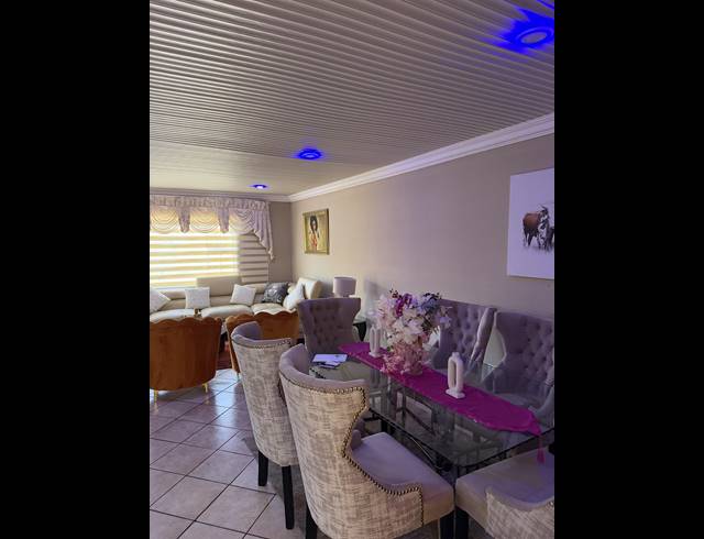4 BEDROOM CLUSTER FOR SALE IN LIEFDE EN VREDE
